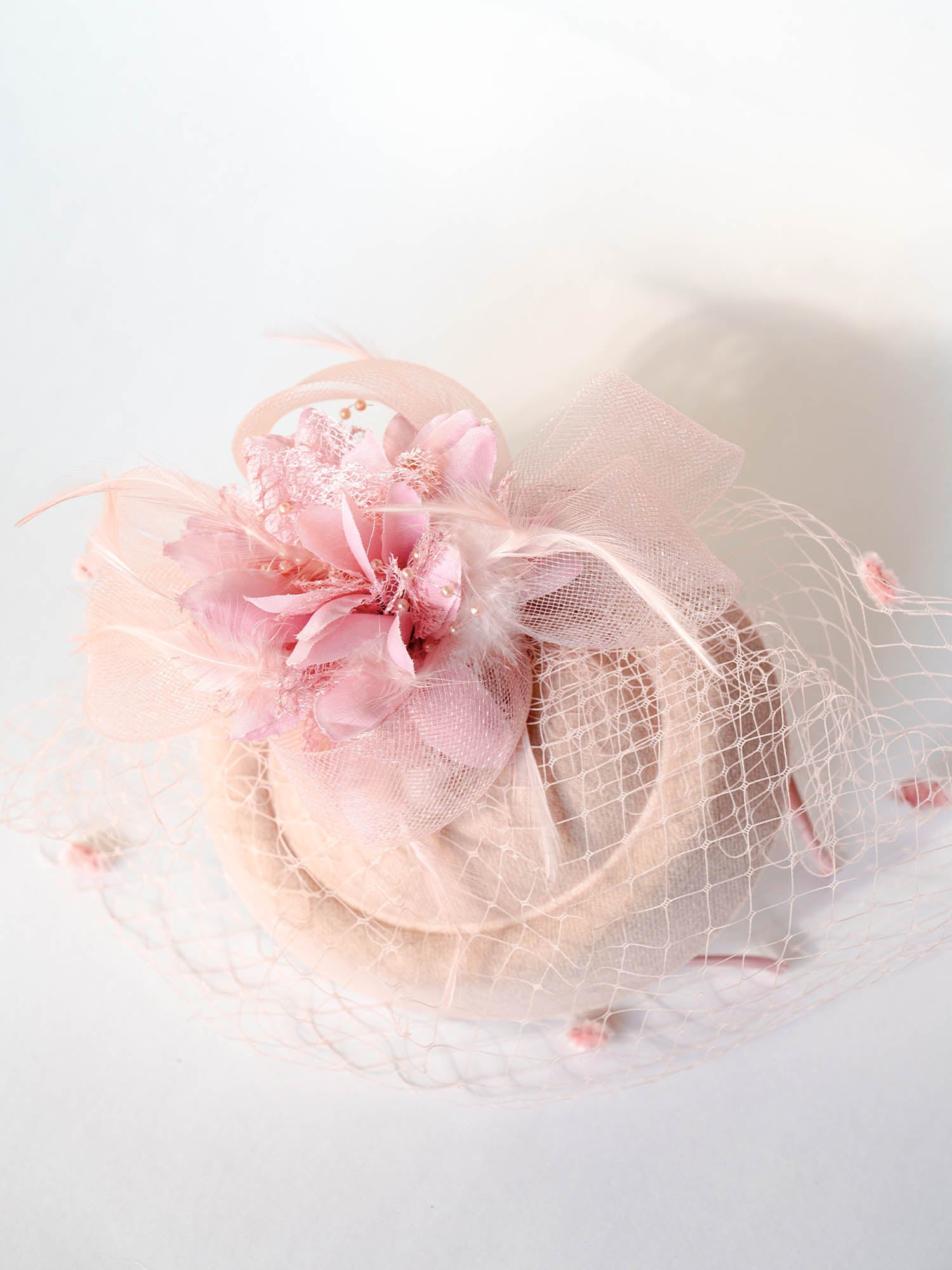 Janyas Closet Vintage Dusty Pink Derby Hat with Veil Hair Clip And Hair Band